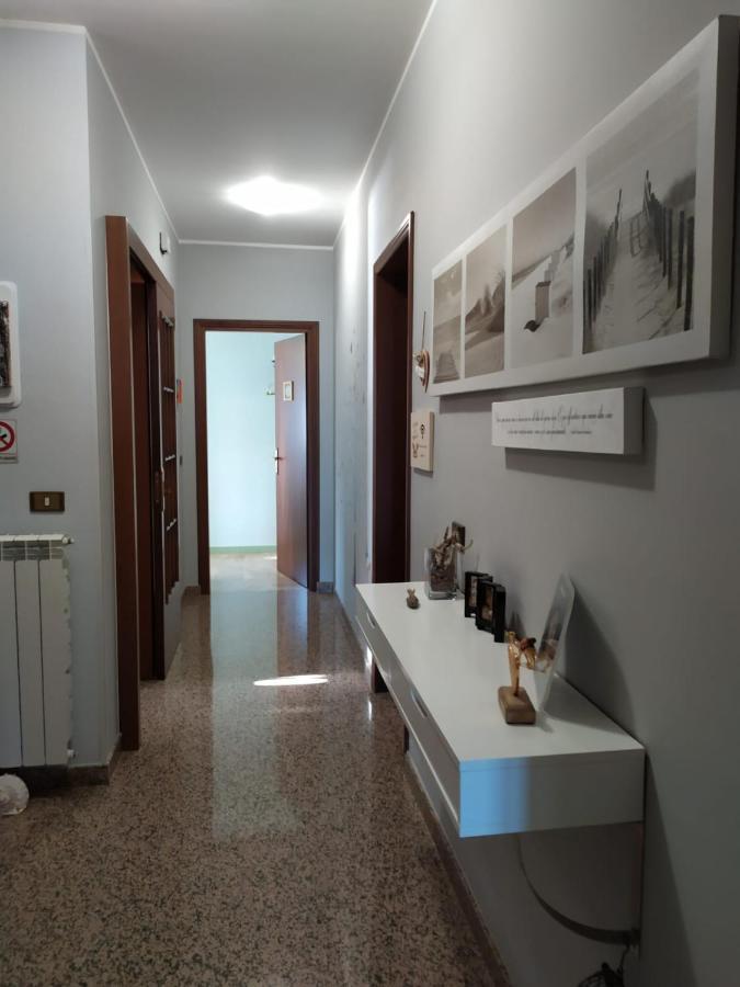 B&B La Casa Di Angelica Розето-дельи-Абруцци Экстерьер фото