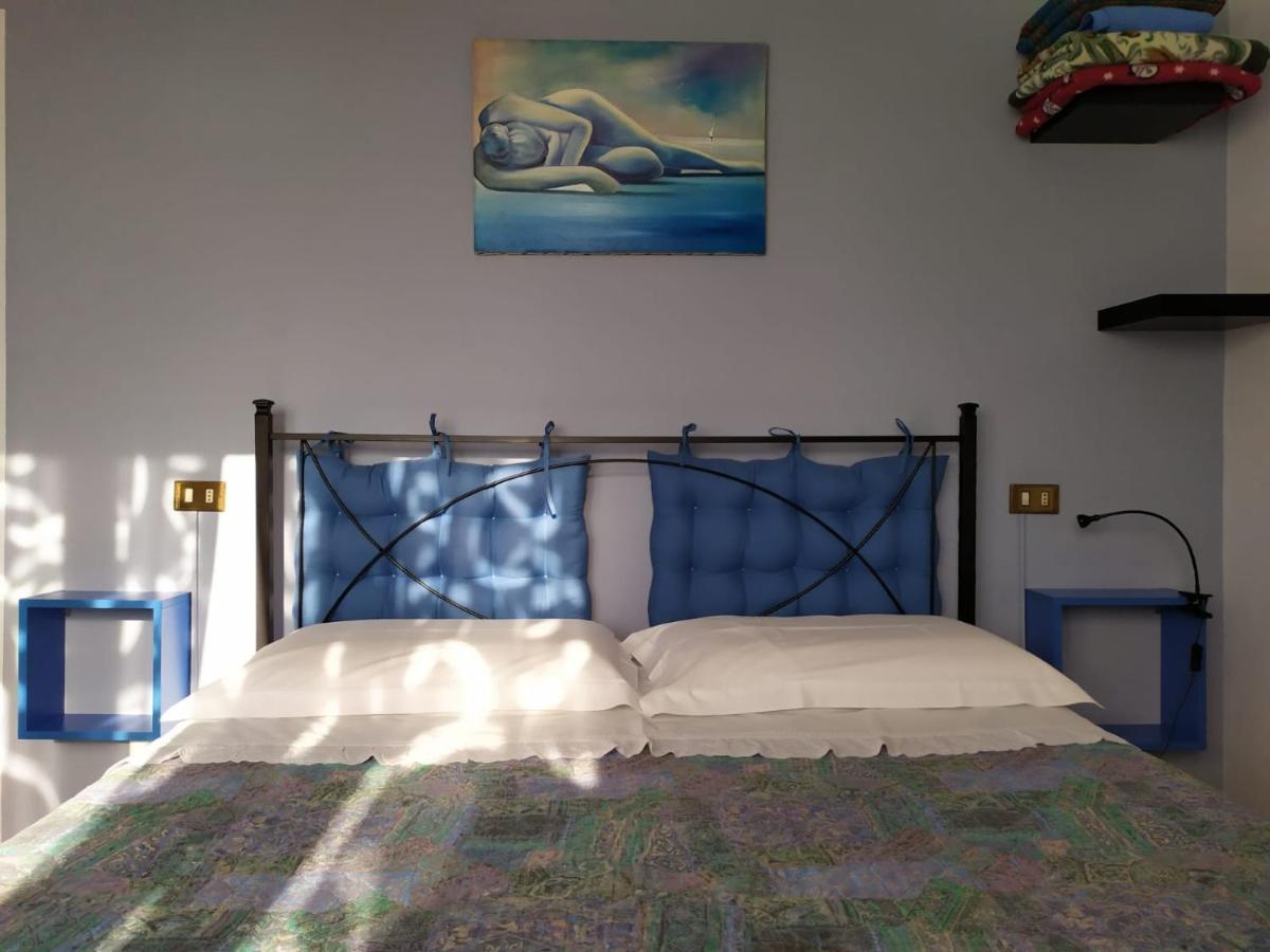 B&B La Casa Di Angelica Розето-дельи-Абруцци Экстерьер фото